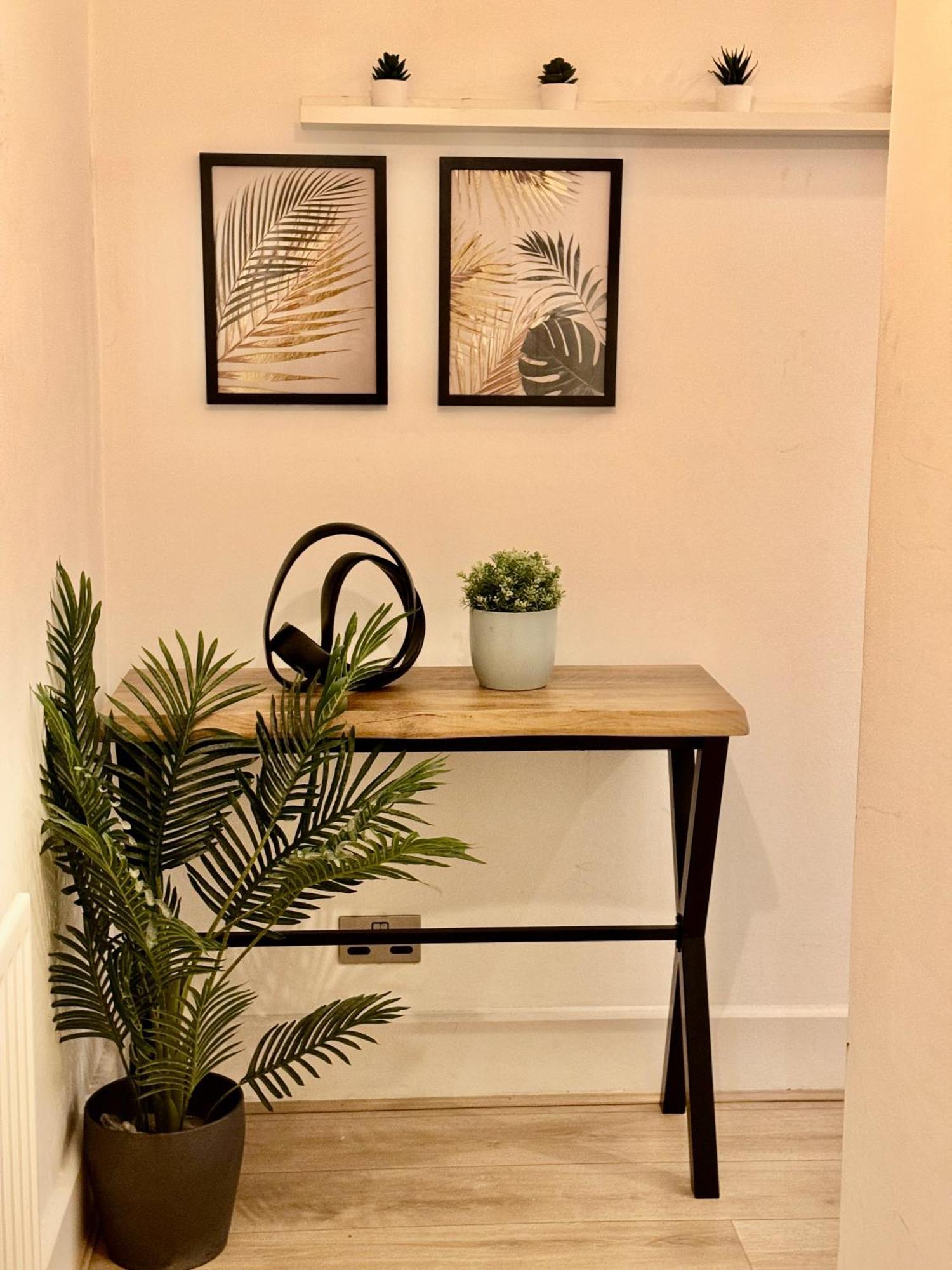Stunning 1 Bedroom In Wapping - Sleeps 4 And Free Parking! Apartamento *